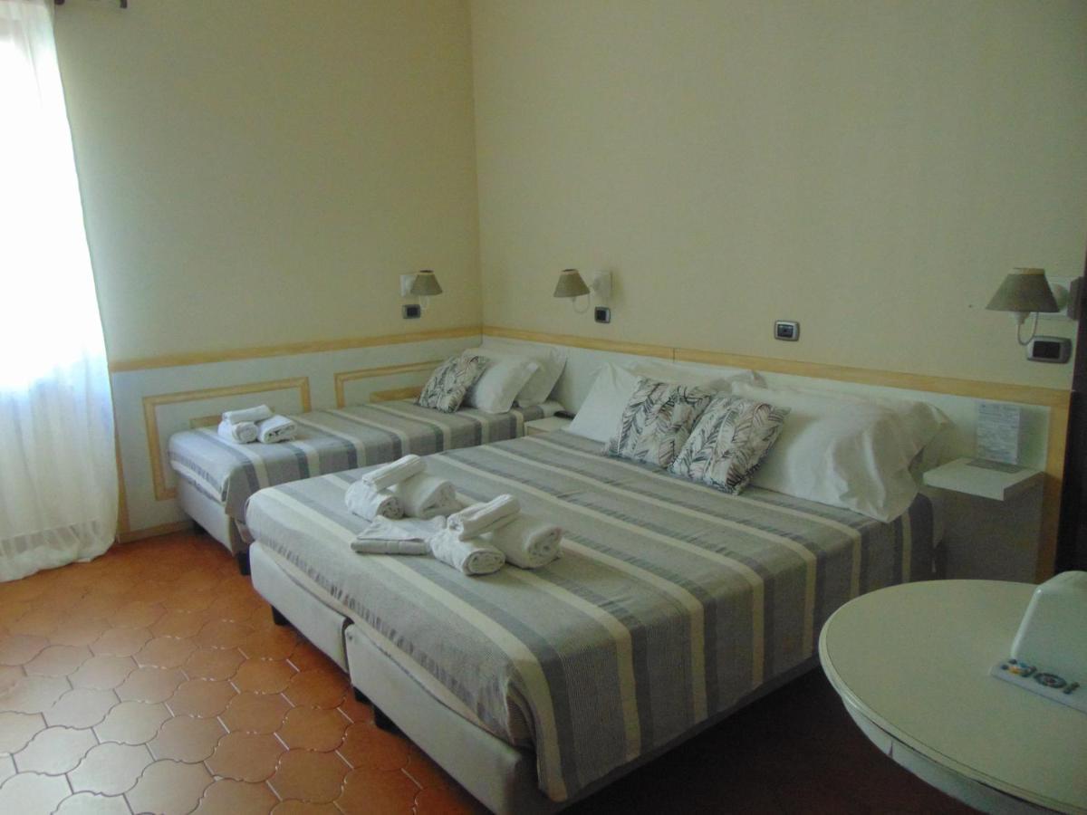 L'Antico Borgo Elena Noli Hotel Kültér fotó