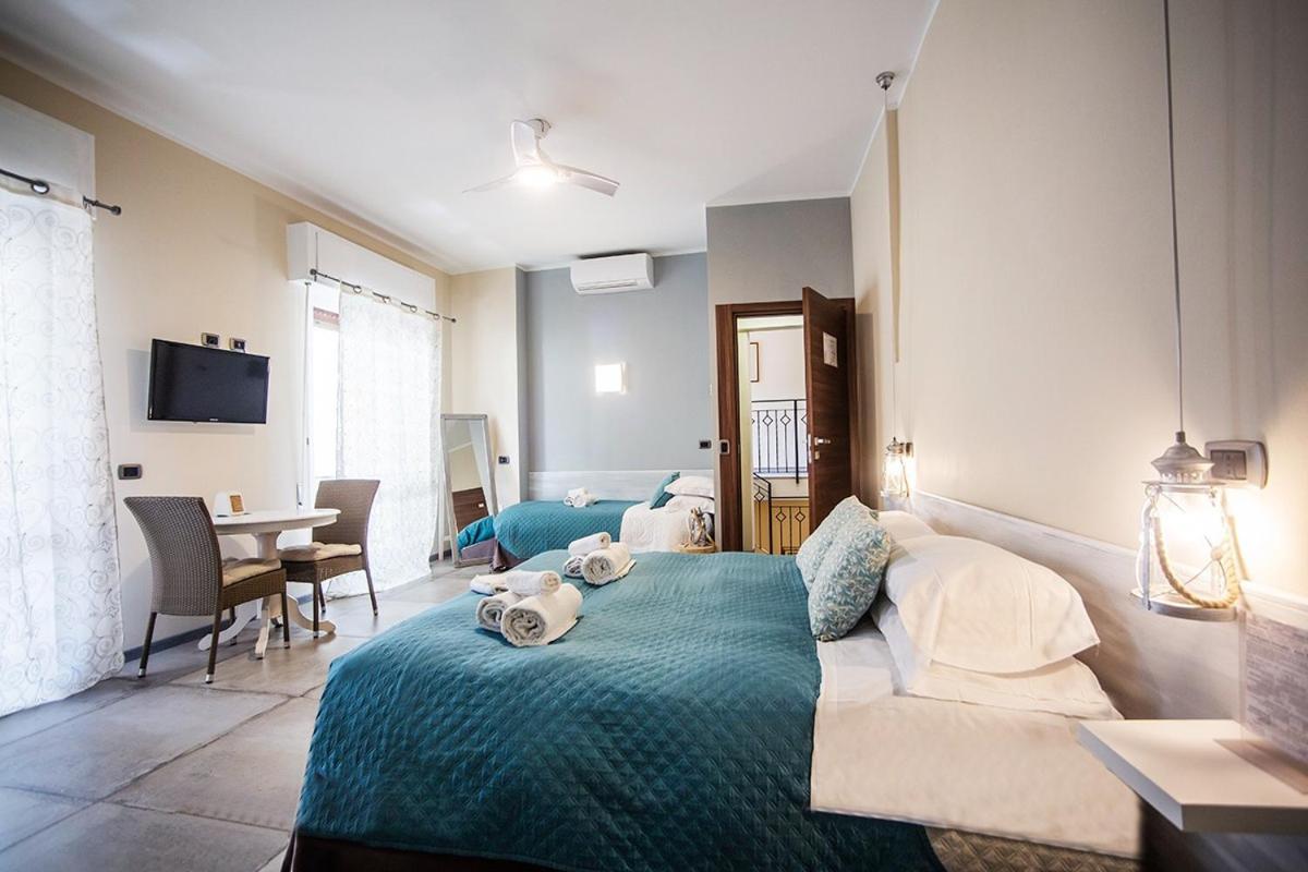 L'Antico Borgo Elena Noli Hotel Kültér fotó